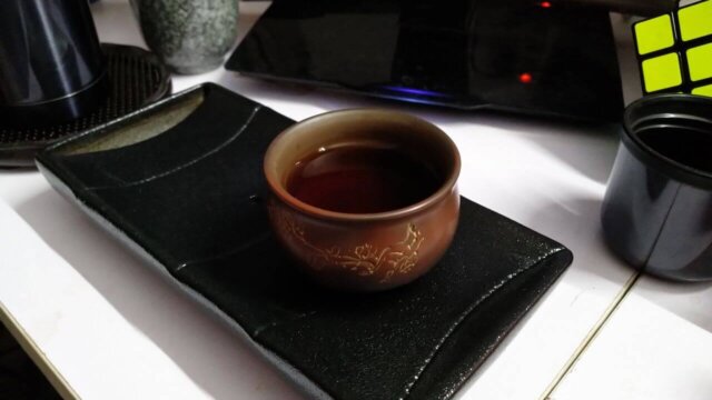 买了个迷你储水式茶托盘 + 随说