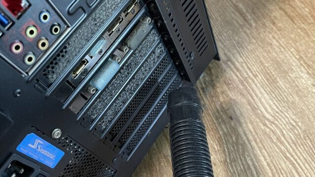 加PCI-E网卡，然后只好清理机箱灰尘