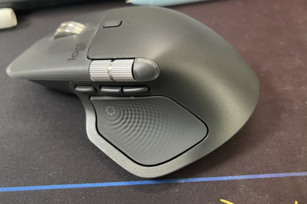 既然G系列没有就MX系列吧：罗技MX Master 4